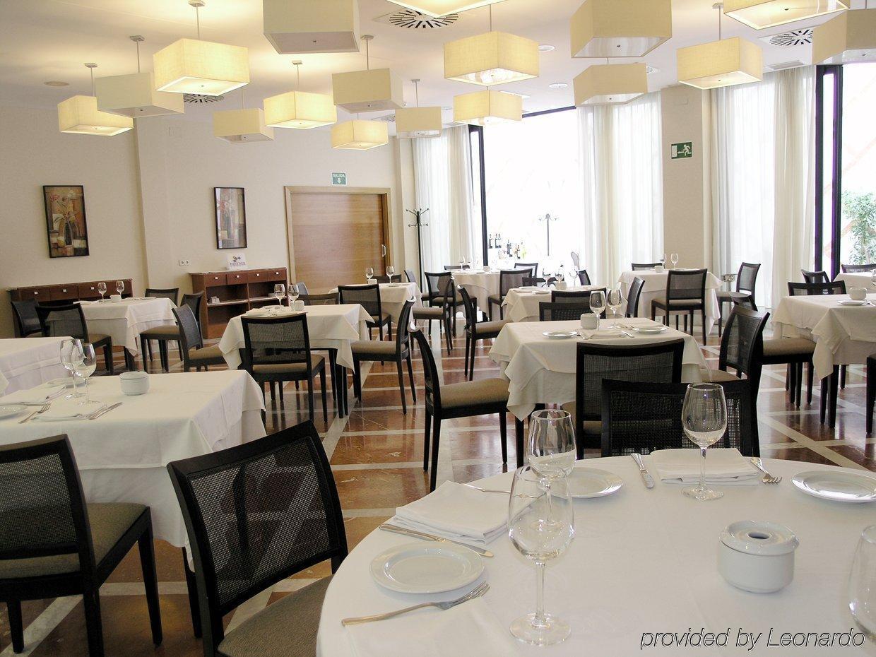 Th Boadilla Hotel Boadilla del Monte Restaurant photo